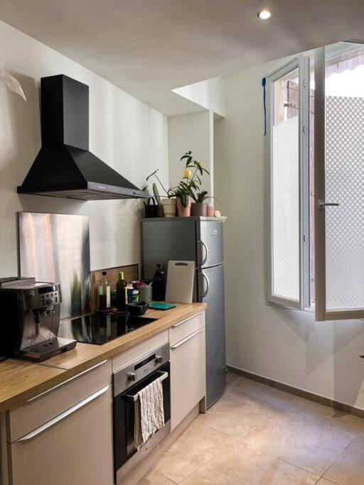 Appartement Charmant Et Calme Dans L'Herault Poussan Екстериор снимка